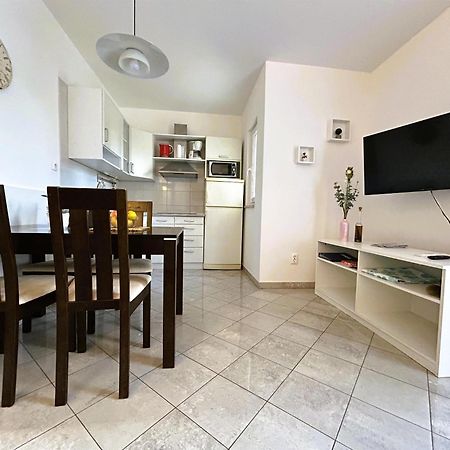 Apartments Vesna マリンスカ エクステリア 写真