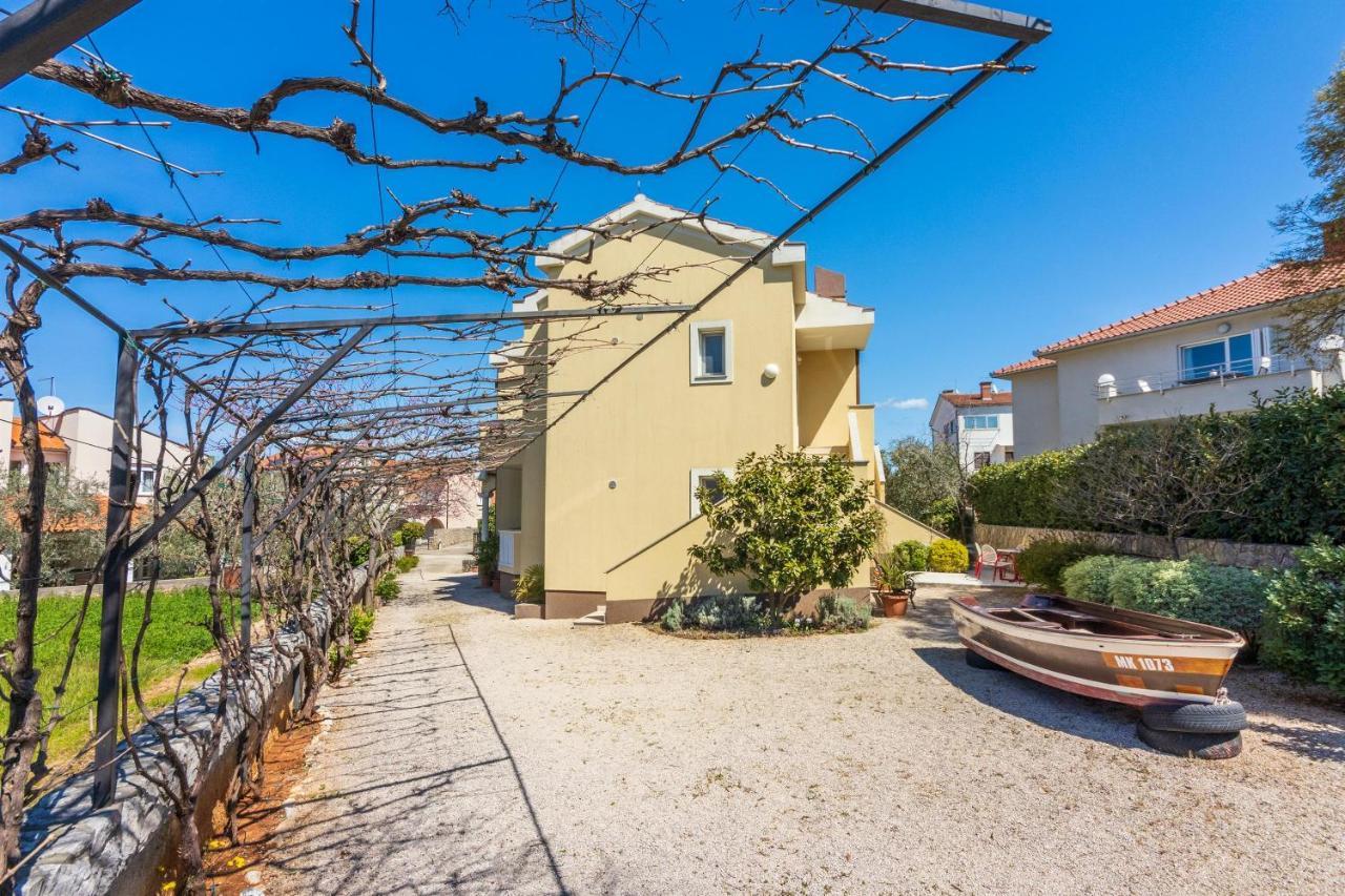 Apartments Vesna マリンスカ エクステリア 写真