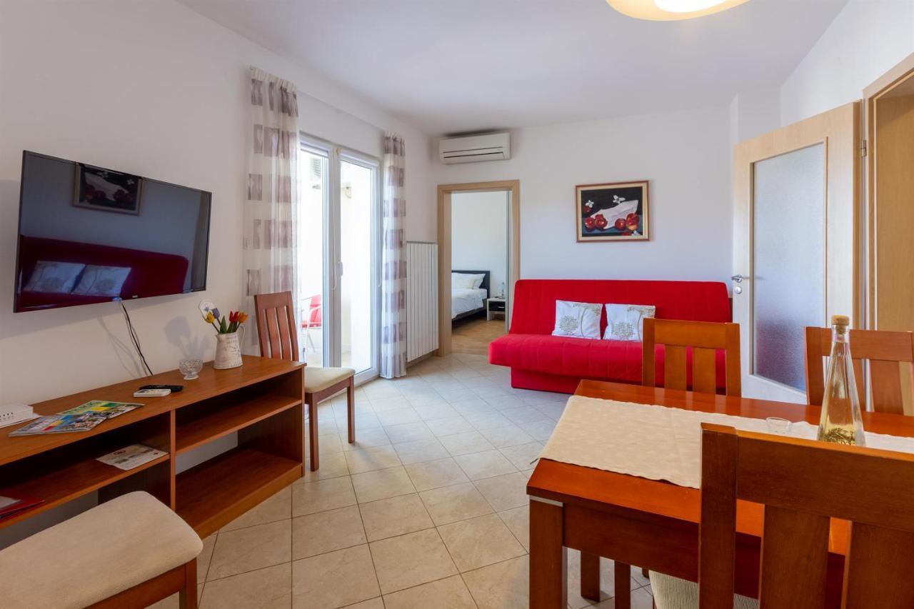 Apartments Vesna マリンスカ エクステリア 写真