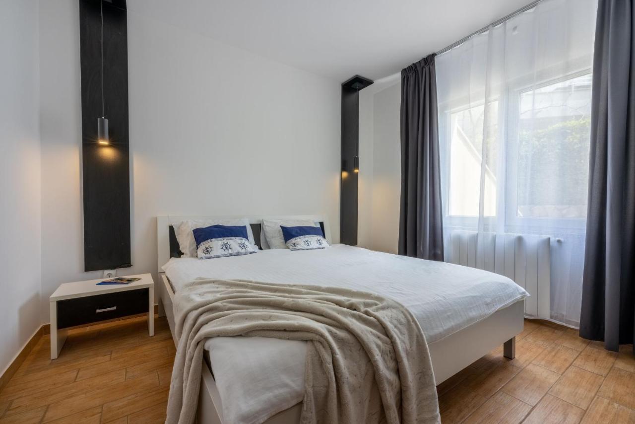Apartments Vesna マリンスカ エクステリア 写真