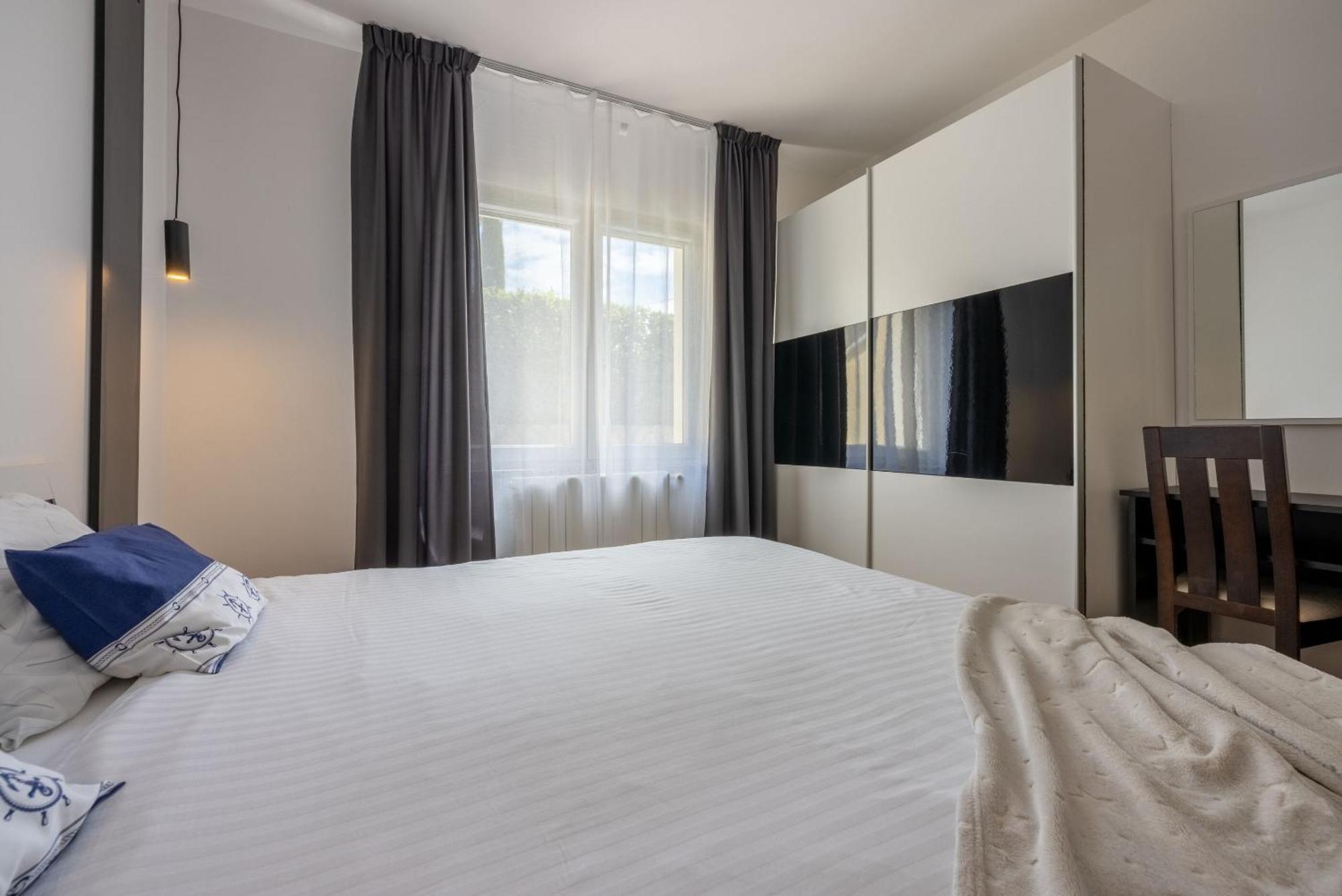 Apartments Vesna マリンスカ エクステリア 写真